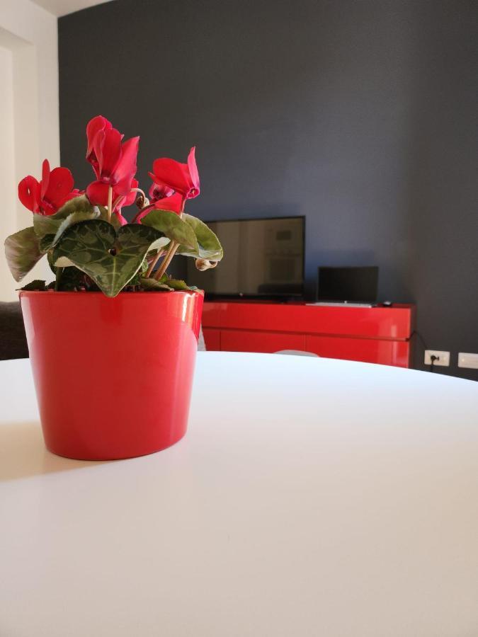Suite Via Roma 107 ซัสซารี ภายนอก รูปภาพ